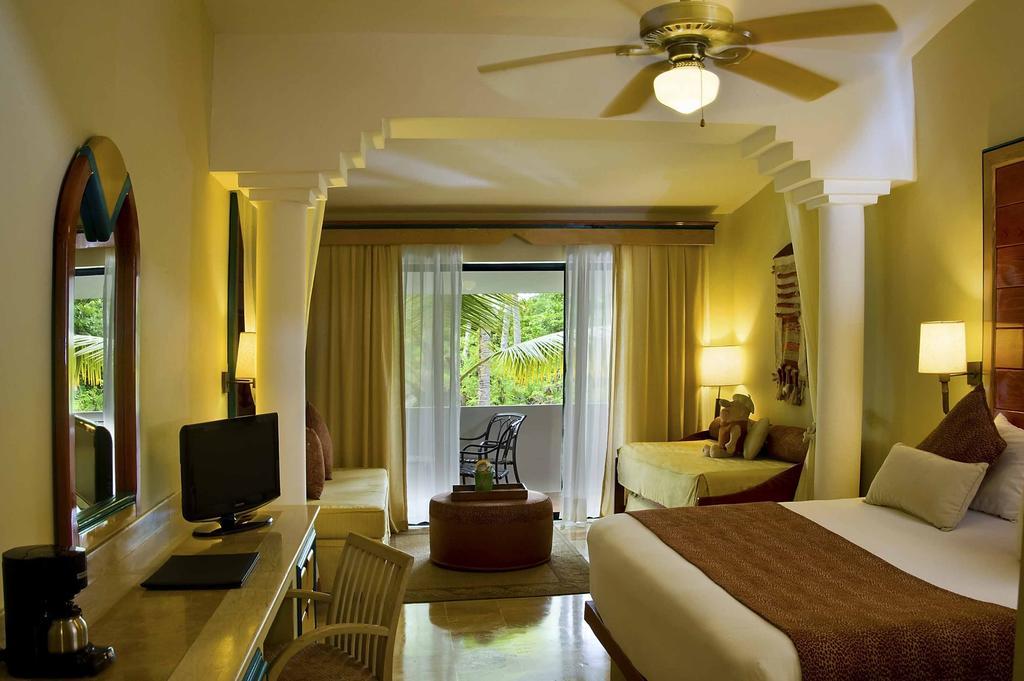 Melia Caribe Tropical All Inclusive (Adults Only) Punta Cana Phòng bức ảnh